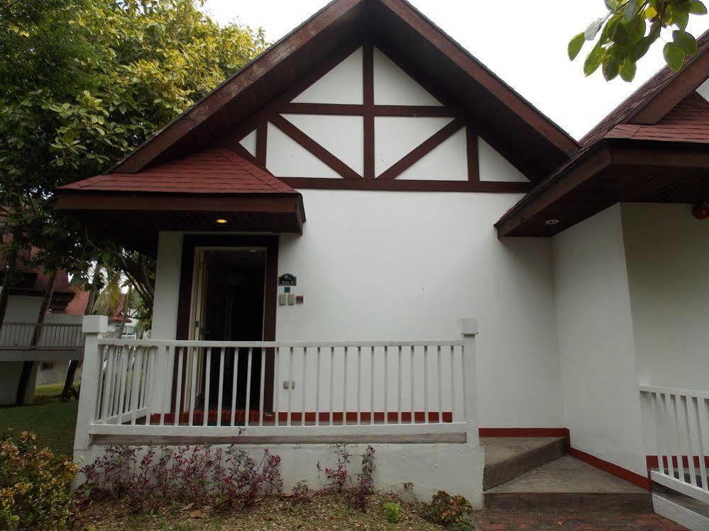 Anhawan Beach Resort Oton Exterior photo